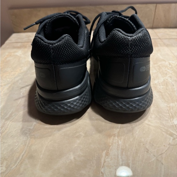 Nike run swift shoes black size 11 - Picture 6 of 7